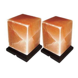Lampe en sel de l'Himalaya carrée, polie, sculptée, artisanale, toucher naturel, décoration d'intérieur, style moderne - Product Image 4