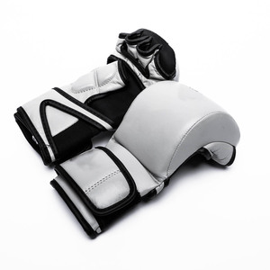 Gants de combat MMA rouges à demi-doigts en PU, imperméables, respirants, anti-humidité, légers, ajustables, OEM - Product Image 5