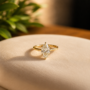 Anillo de Compromiso de Lujo con Diamante Marquise de Seis Puntas y Moissanita con Certificado GRA, Banda de Boda Chapada en Oro Amarillo para Mujer - Product Image 1