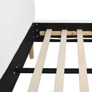 Letto matrimoniale moderno Stockholm con piattaforma e testiera imbottita in poliestere bianco antico, design ondulato - Product Image 4