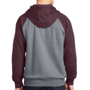 Sudadera con capucha relajada y a la moda para hombre, diseñada para complementar los armarios casuales modernos con un estilo fácil de combinar. - Product Image 6