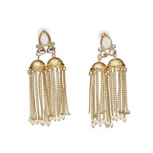 Jhumki à pampilles plaquées Mehndi avec petite perle 8659 Blanc - Product Image 1
