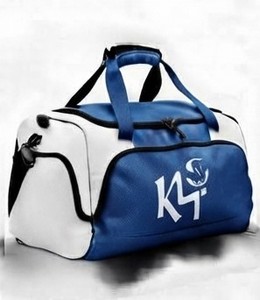 Sac de sport K4 bleu et blanc grande capacité pour hommes et femmes, idéal pour les voyages et la gym, utilisation en extérieur - Product Image 4