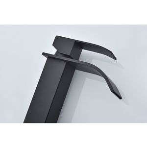 Rubinetto per Lavabo Bagno con Maniglia Singola e Getto a Cascata - Categoria Prodotti Rubinetti - Product Image 4