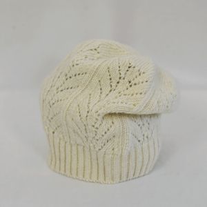 Gorros de Lana Personalizados con Logotipo para Mujer al por Mayor |   Gorro de Punto de Lana de Oveja 100% Orgánica |   Fábrica OEM de Sombreros de Otoño al por Mayor - Product Image 2