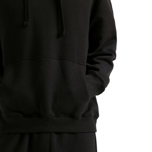 Ensemble de survêtement pour homme en gros, collection automne-hiver, personnalisé, noir, pull à capuche oversize et pantalon de survêtement, ensemble de tenue décontractée pour homme - Product Image 5