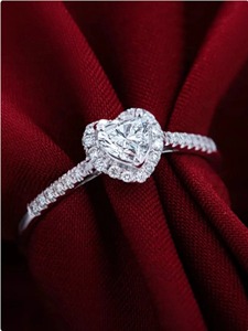 Bague de fiançailles et de mariage en moissanite en forme de cœur avec halo, ajustable, plaquée or 14 carats, bijou de luxe, cadeau pour femme - Product Image 6