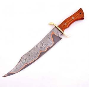 Outil utilitaire d'extérieur en acier Damas artisanal, lame à motif multicouche en cuivre, garde en laiton, manche ergonomique en bois dur - Product Image 6