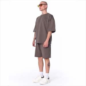 Ensemble de survêtement deux pièces surdimensionné OEM pour hommes – T-shirt et short personnalisés – Tenue d'été streetwear pour hommes - Product Image 3