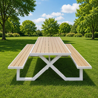 Table d'extérieur en bois couleur claire, table de jardin économique, table de restaurant, table de pique-nique moderne, mobilier d'extérieur, table à manger