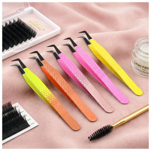 Pince à cils professionnelle antidérapante en acier inoxydable pour extensions de cils, outils faits main pour volume et éventail - Product Image 1