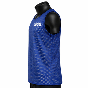 Chalecos Deportivos de Fútbol MESH Azules de MASGAM con Logotipo Personalizado, Tela Transpirable y Resistente al Agua para Prácticas Deportivas al Aire Libre - Product Image 2