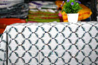 Nappes florales en coton de haute qualité imprimées à la main, fabriquées artisanalement, écologiques, personnalisables, anti-poussière et réutilisables