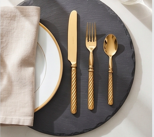Ensemble de couverts élégants en acier inoxydable doré avec poignée torsadée, compatibles lave-vaisselle, pour mariages, fêtes et restaurants - Product Image 1
