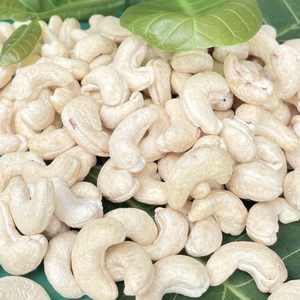 Noix de cajou brutes en gros WW180, WW240, WW320, Noix de cajou LP W240, Noix de cajou à prix avantageux, Emballage OEM ODM - Product Image 1