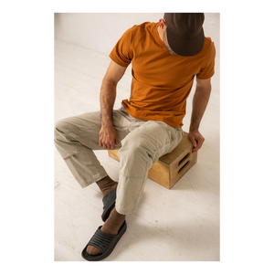Camisetas de Hombre Personalizadas con Logotipo Estampado en la Parte Delantera, Tejido Formal de 300g, 100% Algodón, Cuello Redondo, Corte Regular, Ribete en Contraste, Secado Rápido, Transpirables - Product Image 5