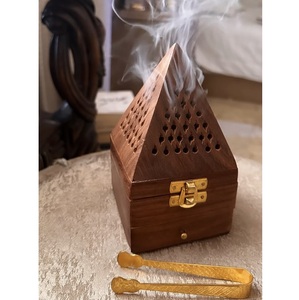 Quemador de Incienso Piramidal de Madera, Difusor de Aromaterapia, Porta Incienso con Caja de Almacenamiento para Decoración del Hogar - Product Image 1