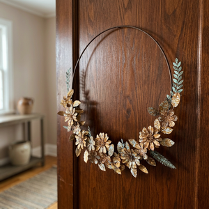 Couronne de porte élégante en métal avec un design unique fait à la main pour la porte d'entrée, le mur, le porche et la décoration de la maison - Product Image 6