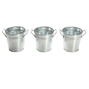 Paquete de 3 Cubos Metálicos Galvanizados Pequeños con Asas, Cubos de Hierro Plateados para Recuerdos de Fiesta, Centros de Mesa para Bodas - Product Image 1