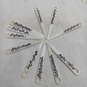Agujas de hueso de alta calidad con diseño tallado, agujas artesanales duraderas para tejer a ganchillo o a punto, ideales para Nalbinding o tejido. - Product Image 2