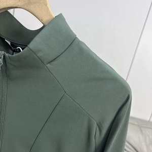 Sudadera Oversize de Hombre con Cuello Forrado de Punto, Diseño de Logotipo Bordado Personalizado OEM, Versión Ancha, Color Sólido, 300gsm, Nueva - Product Image 5