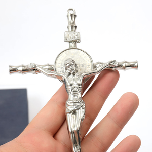 Décoration d'intérieur chrétienne, crucifix sur pied avec base, métal plaqué argent, croix de Jésus, décoration de bureau, cadeaux religieux pour la maison - Product Image 3
