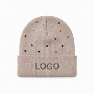 Bonnet d'hiver personnalisé brodé, doux et chaud, en tricot, avec décorations de perles et strass, pour femme, avec logo personnalisé - Product Image 4