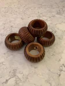 Anillo para Servilletas al por Mayor a Precio Económico con Acabado Natural y Forma Especial de la Mejor Calidad para Decoración del Hogar, Hoteles, Restaurantes y Fiestas - Product Image 2