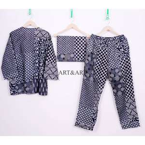 Ensemble de pyjama pour femmes en coton 100% écologique, élégant et modeste, col floral, de haute qualité, confortable, doux, pantalon et chemise à motif uni - Product Image 5