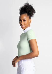 Chemise d'équitation de luxe pour femme, tissu doux, coupe flexible offrant confort, style et performance. Chemises d'équitation pour femme OEM. - Product Image 3
