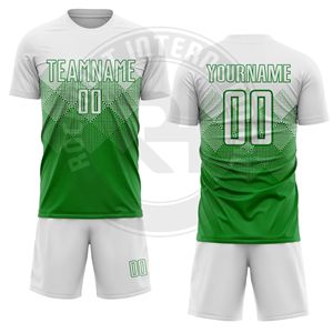 ชุดฟุตบอลประสิทธิภาพสูง น้ำหนักเบา แห้งเร็ว เสื้อและกางเกงขาสั้น สำหรับฝึกซ้อมและการแข่งขัน - Product Image 2