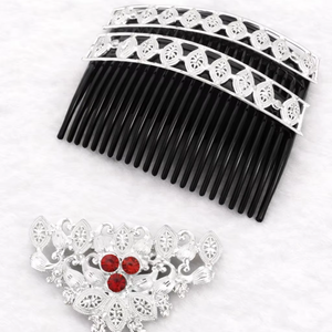 หวีผมทำมือชุบทองวินเทจ  รักษ์โลก กันน้ำ ดีไซน์หรูหราทันสมัย  ประดับเปลือกโลหะผสม  มินิ  ประดับด้วยหินสีแดงรูปดอกไม้  สำหรับเจ้าสาว - Product Image 1