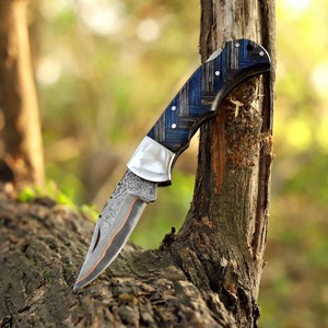 Cuchillo Plegable de Acero de Damasco con Mango de Madera de Palisandro, Hoja con Punta Caída y Borde Dentado, para Uso en Exteriores, Hecho a Mano, OEM Disponible - Product Image 6