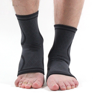 2026 Paire de socles de maintien de cheville élastiqués à compression pour Kickboxing, Arts Martiaux, Boxe, à talon ouvert - Product Image 3