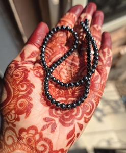 Cuentas de moissanita negra de 4.50 mm, corte AAA, facetadas, para la elaboración de joyería. - Product Image 4