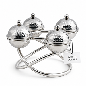 Ensemble de 4 bols à fruits secs faits à la main par des designers, écologiques, en acier martelé avec couvercles et support métallique tressé, pour snacks et sucreries - Product Image 1