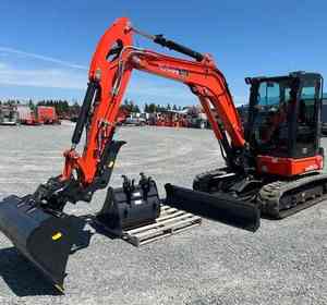 Miniexcavadora Kubota KX057-5, Excavadora Compacta Diésel con Cabina y Sistema Hidráulico Auxiliar de Alto Flujo - Product Image 2