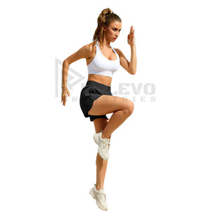 Shorts d'entraînement pour femmes, légers, respirants, avec poches pour téléphone, extensibles, pour la course à pied et le fitness - Product Image 2