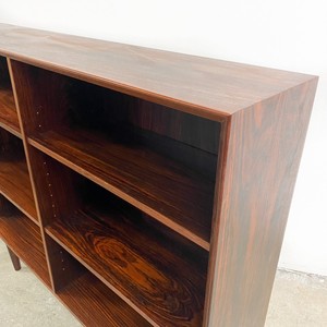 Estante de Madera de Palisandro Exótico al por Mayor con Motivos Tribales - Estantes de Pared de Madera Hechos a Mano - Product Image 2