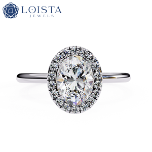 Anillo de Compromiso con Diamante Ovalado Cultivado en Laboratorio con Halo y Diamantes Laterales de Corte Redondo, con Certificado IGI, Oro de 18K - Product Image 1