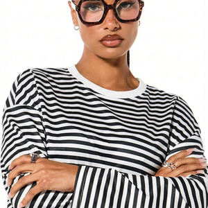 Camiseta de Mujer con Cuello Redondo y Rayas, Manga Larga, Estilo Casual y Moderno para Primavera/Verano 2026 - Product Image 4