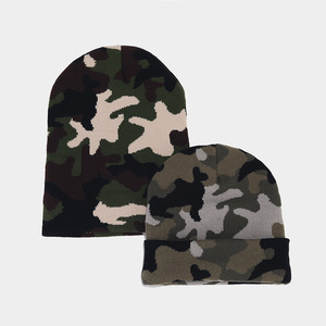 MILIENZ Bonnets d'hiver noirs pour femmes, coupe ajustée, coupe-vent, avec logo personnalisé OEM, motif imprimé numérique et jacquard à motifs de personnages - Product Image 2