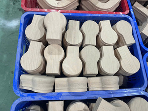 Composants d'escalier en chêne blanc en gros : Accroche-main et garniture de rampe intérieure en bois massif pour la décoration de la maison - Product Image 2