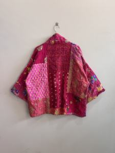 Veste kimono courte matelassée Kantha faite à la main pour femmes, style bohème - Product Image 6