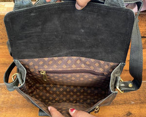 Sac à bandoulière en cuir pleine fleur personnalisé en usine de haute qualité en gros sac à bandoulière vintage classique à la mode sac de messager unisexe - Product Image 6