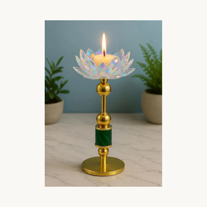 Porte-bougie en cristal de lotus élégant et personnalisé avec base en métal, nouveau design, support à bougie, nouvelle arrivée, luxe pour la maison - Product Image 1