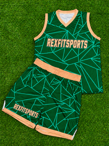 Ensemble d'uniformes de basketball sublimés sur mesure pour hommes : maillot et short d'équipe, vêtements de sport personnalisés, fabricant en gros - Product Image 5