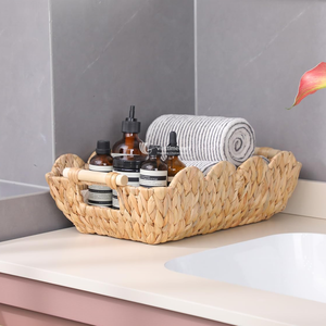 Panier de service vintage en jacinthe d'eau avec poignées en bois, design festonné écologique pour le rangement dans le salon ou la garde-robe, durable - Product Image 3