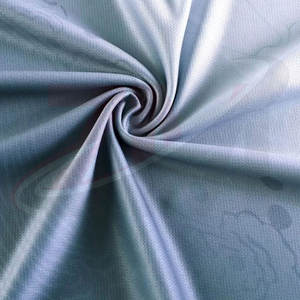 ชุดฟุตบอลสีพื้นคุณภาพสูง โพลีเอสเตอร์ 100% ดีไซน์โดดเด่น ชุดทีมฟุตบอล - Product Image 5