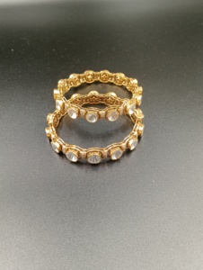 AMAIRA JEWELS Bracelet de fiançailles tendance pour femme en argent plaqué or avec cristaux Polki et strass sertis clos, Bijou à la mode - Product Image 6